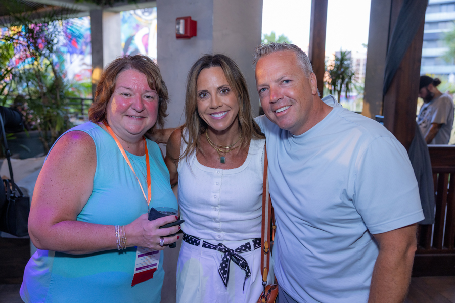 1-sunday-night-19-miami-retreat-2026
