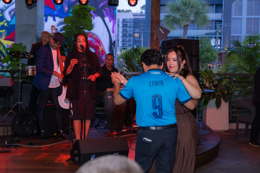 1-sunday-night-32-miami-retreat-2026