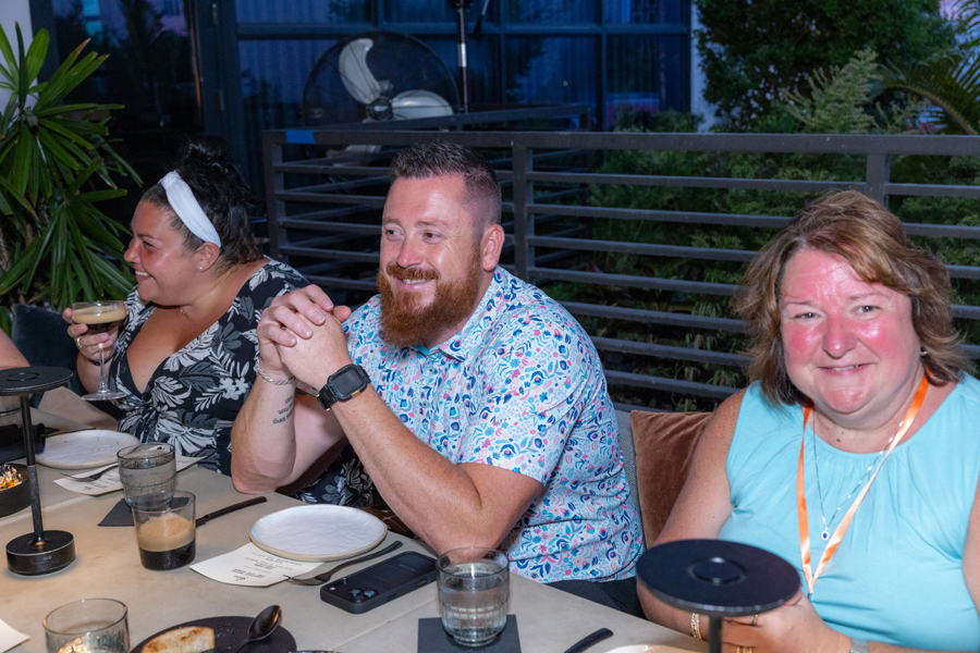 1-sunday-night-39-miami-retreat-2026